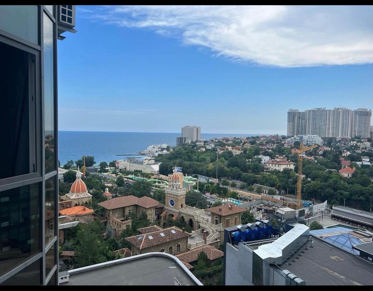 Appartamento Arcadia- Gagarin plaza 5/2 Odessa Esterno foto